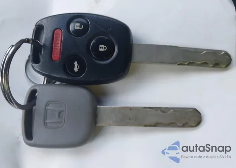 2008 Honda Accord 3.5 Ex-L из США, поврежденный, VIN 1HGCP36818A027030